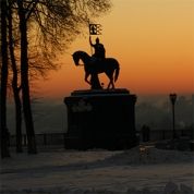 Гордиться своими героями: исторические памятники XXI века во Владимире